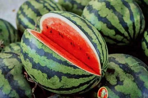 最近的吃瓜群,真相与谣言的较量