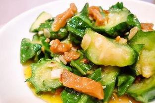 杏瓜怎么炒着吃,夏日清爽家常菜谱
