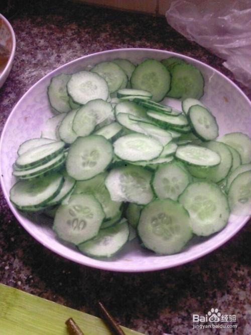 杏瓜怎么炒着吃,夏日清爽家常菜谱