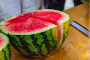 长安大学疫情吃瓜,校园生活突变，吃瓜群众热议真相