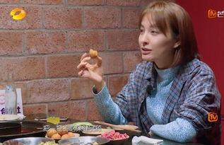 深夜吃瓜扭一扭减肥,轻松减肥新潮流