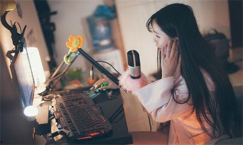 吃瓜伊乔直播,揭秘网红背后的真实生活