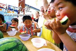 吃瓜比赛超市,超市吃瓜比赛，谁将笑到最后？