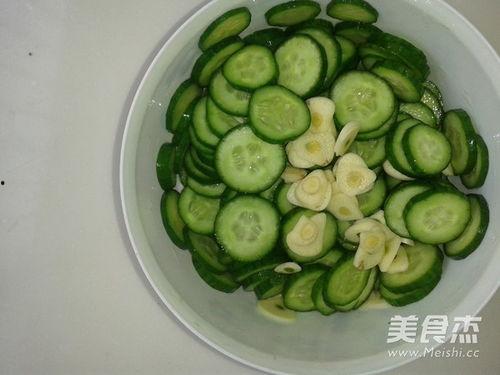 乳瓜有人吃吗有人吃吗,探寻其食用现状与口味之谜